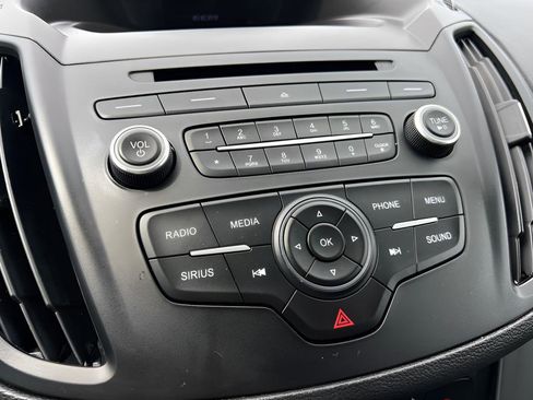 Used 2018 Ford Escape SE image 47