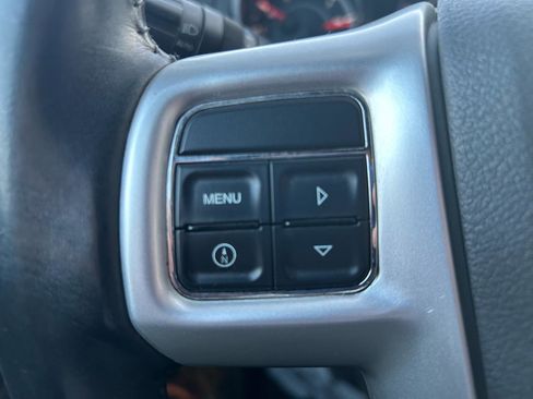 Used 2014 Chrysler 200 Touring image 18