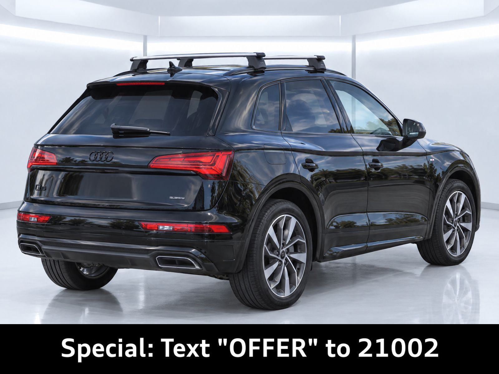 Certified 2024 Audi Q5 2.0T Premium w/ Summer of Audi Package AWD/4WD image 4