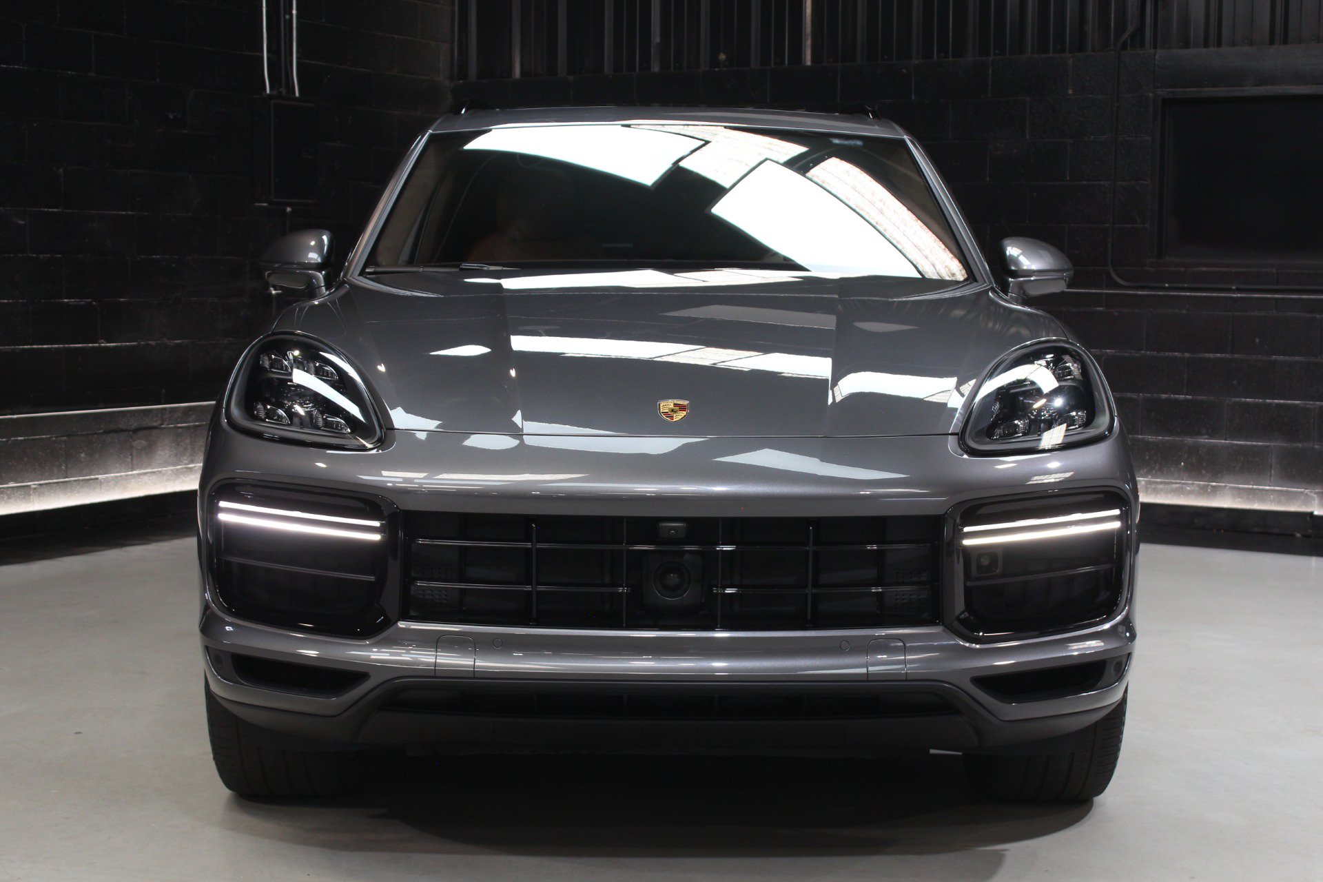 Used 2023 Porsche Cayenne Turbo AWD/4WD image 8