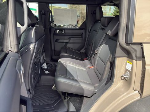New 2026 Ford Bronco Badlands AWD/4WD image 19