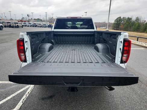 New 2026 GMC Sierra 2500 Pro image 6