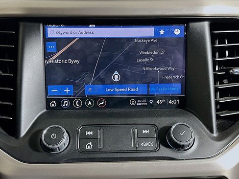 Used 2023 GMC Acadia Denali w/ Denali Ultimate Package image 16