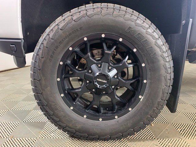 Used 2023 GMC Sierra 3500 Denali w/ Denali Ultimate Package AWD/4WD image 32
