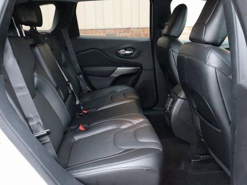 Used 2021 Jeep Cherokee Latitude Lux image 38