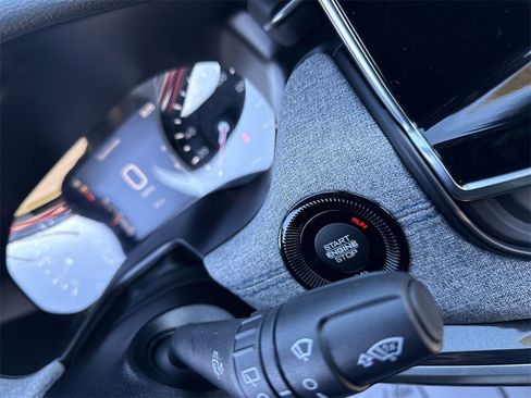 New 2026 Jeep Compass Latitude w/ Convenience Group image 19