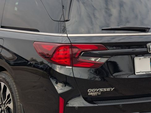 New 2026 Honda Odyssey Elite image 13