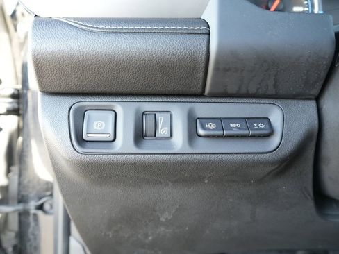 Used 2021 GMC Acadia Denali w/ GMC Pro Grade Package image 30