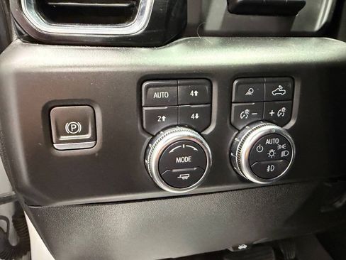 Used 2024 GMC Sierra 2500 Denali w/ Denali Reserve Package AWD/4WD image 28