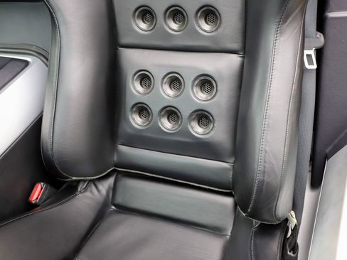 Used 2006 Ford GT RWD image 60
