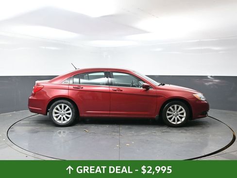 Used 2012 Chrysler 200 Touring w/ Cold Weather Group FWD image 2