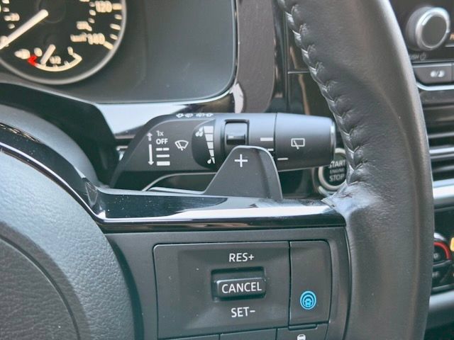 Used 2023 Nissan Pathfinder SV AWD/4WD image 25