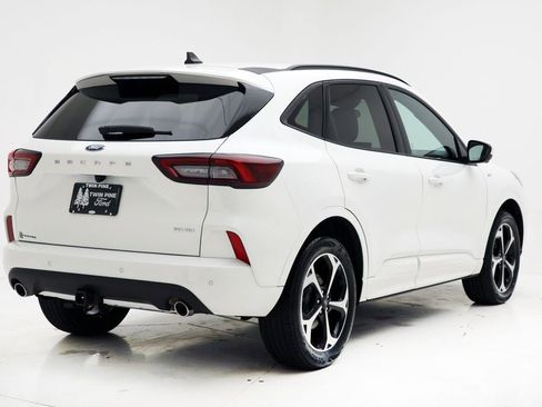 Used 2023 Ford Escape ST-Line Select w/ Tech Pack #2 AWD/4WD image 8