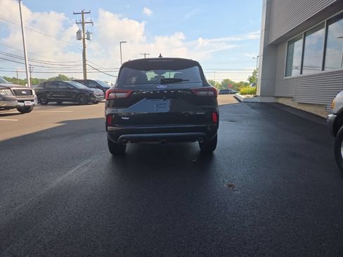 Used 2023 Ford Escape ST-Line Select w/ Tech Pack #2 AWD/4WD image 6