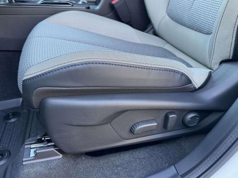 Used 2026 Subaru Forester Premium AWD/4WD image 15