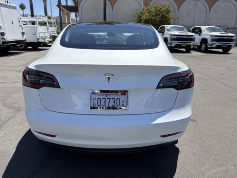 Used 2023 Tesla Model 3 Standard Range RWD image 7