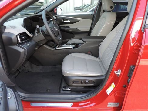 New 2026 Buick Envista Avenir image 14