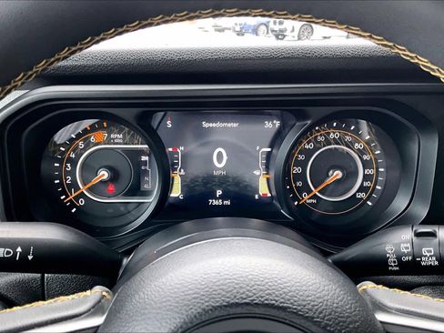 Used 2024 Jeep Wrangler Sport S image 26