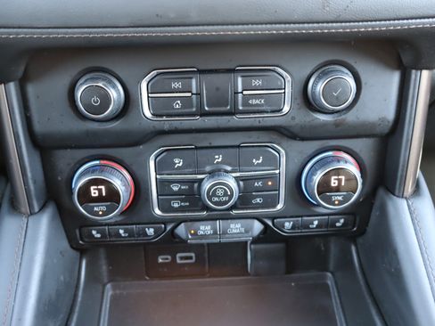 Used 2022 Chevrolet Tahoe High Country image 30