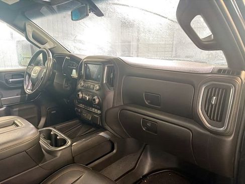 Used 2021 GMC Sierra 2500 AT4 w/ AT4 Preferred Package image 12