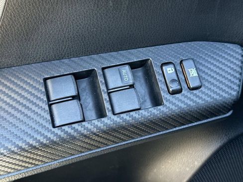 Used 2015 Toyota RAV4 LE image 20