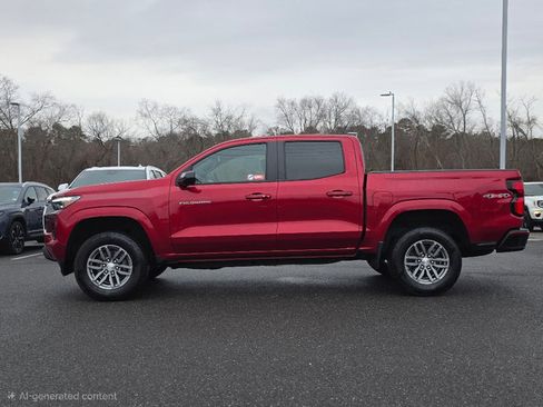 Certified 2023 Chevrolet Colorado LT w/ LT Convenience Package III image 10
