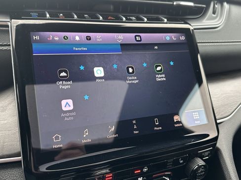 Used 2024 Jeep Grand Cherokee Limited 4xe image 36