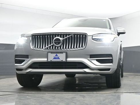 Used 2023 Volvo XC90 T8 Plus AWD/4WD image 39