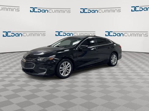 Used 2016 Chevrolet Malibu LT w/ Leather Package FWD image 4
