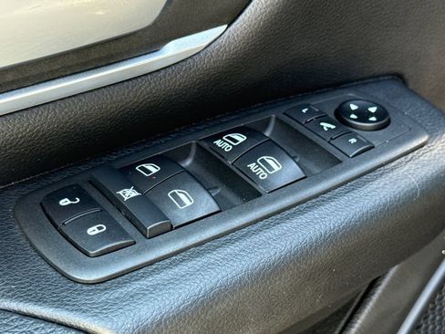 Used 2021 RAM 1500 Lone Star RWD image 19