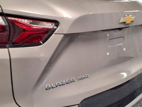 Used 2021 Chevrolet Blazer LT AWD/4WD image 7