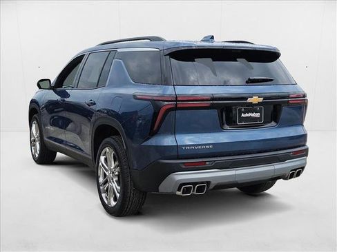 New 2026 Chevrolet Traverse LT w/ Driver Confidence Package image 9