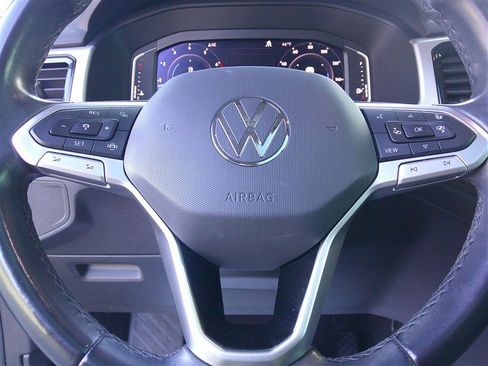 Used 2021 Volkswagen Atlas SEL Premium image 11