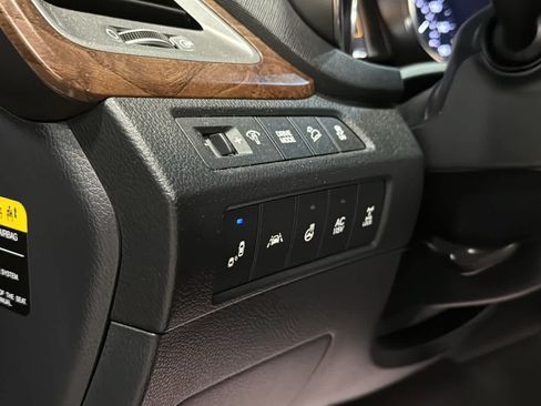 Used 2017 Hyundai Santa Fe Limited AWD/4WD image 22