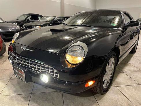Used 2002 Ford Thunderbird image 4