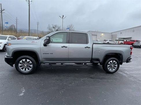 Certified 2024 Chevrolet Silverado 2500 Custom w/ Custom Value Package image 2