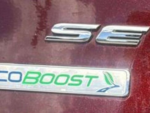 Used 2018 Ford Fusion SE w/ Equipment Group 201A FWD image 18