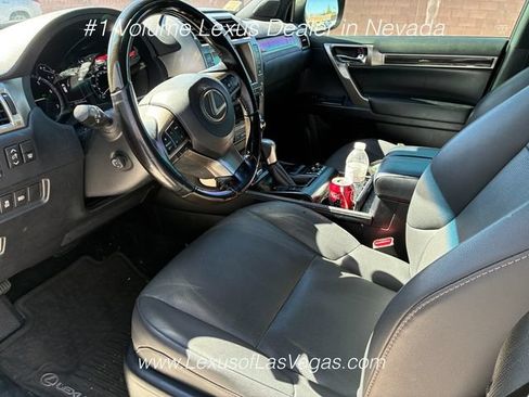 Used 2020 Lexus GX 460 Premium w/ Premium Package AWD/4WD image 4