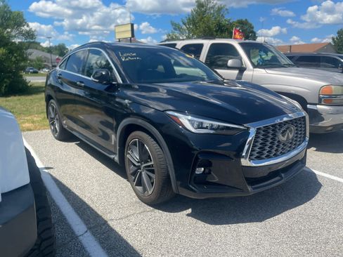 Used 2023 INFINITI QX55 Essential AWD/4WD image 3
