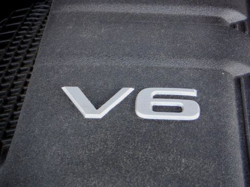 Used 2023 Nissan Frontier SV w/ SV Premium Package AWD/4WD image 8
