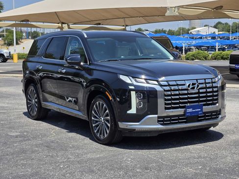 Certified 2024 Hyundai Palisade Calligraphy AWD/4WD image 2