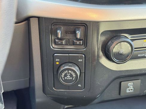 Used 2022 Ford F150 XLT AWD/4WD image 13