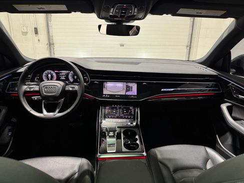 Used 2022 Audi Q8 Premium Plus AWD/4WD image 28