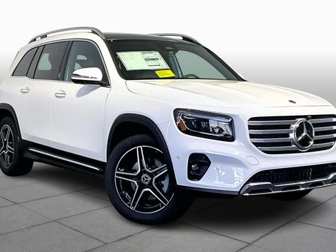 New 2026 Mercedes-Benz GLB 250 4MATIC image 19