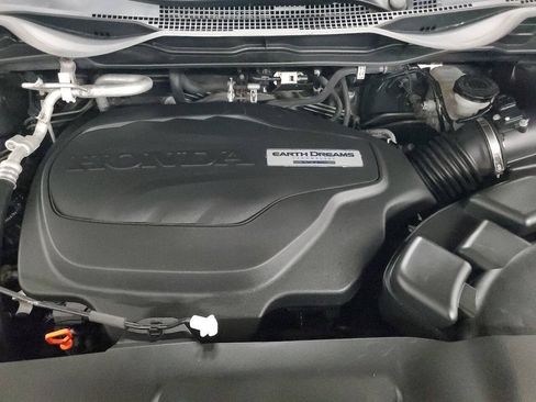 Used 2019 Honda Odyssey EX image 4