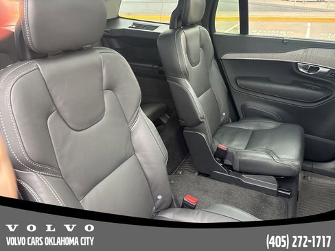 Certified 2025 Volvo XC90 B6 Ultra w/ Lounge Package image 25