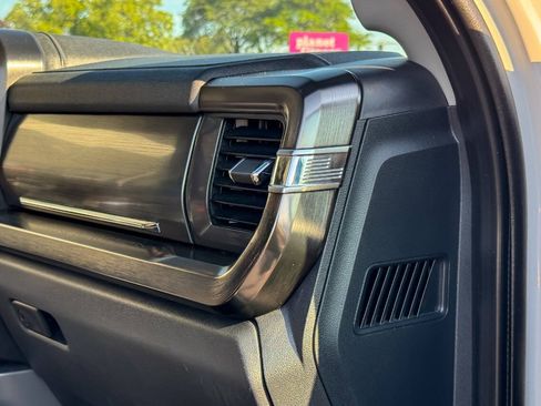 Used 2024 Ford F350 Lariat w/ Lariat Ultimate Package AWD/4WD image 18