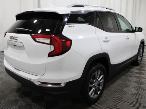 Used 2023 GMC Terrain SLT AWD/4WD image 31