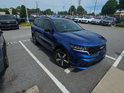 Used 2023 Kia Sorento S w/ Panoramic Sunroof Package