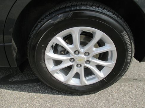 Used 2021 Chevrolet Equinox LT AWD/4WD image 9